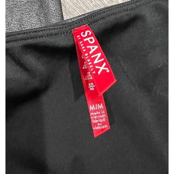 SPANX Faux Leather Leggings Black Size M - Picture 5 of 6